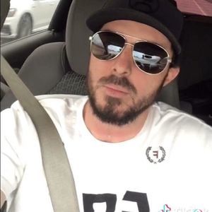 Meet your Posher, Corey